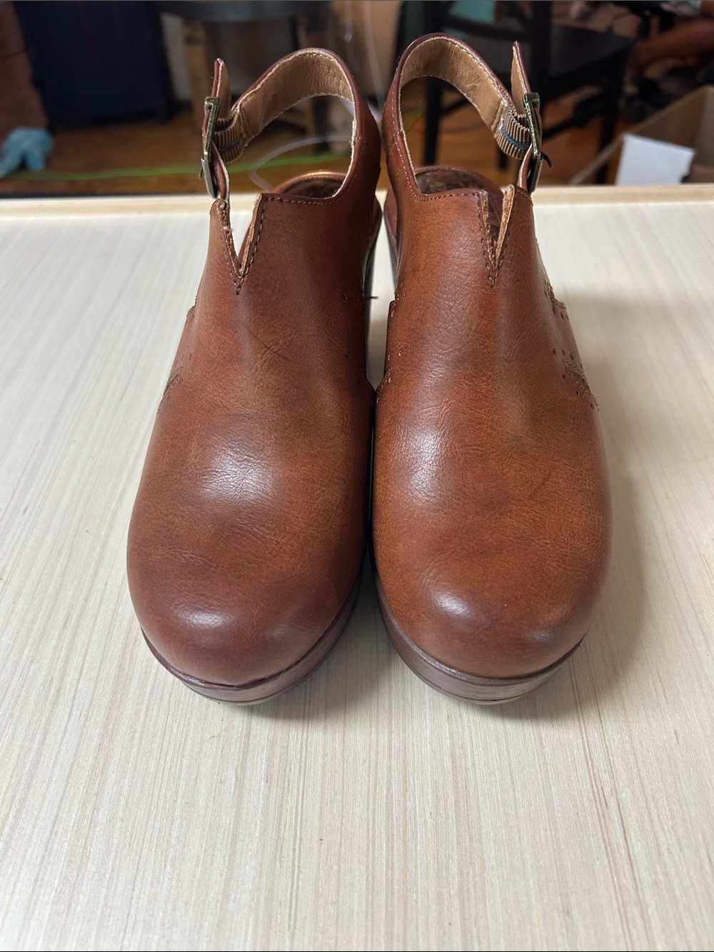 boc Women's Brown Leather Slingback Clog 3”